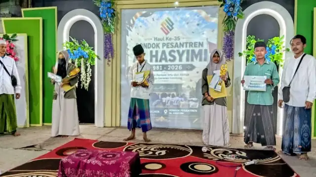 DUKUNG PRESTASI, LAZ SIDOGIRI SALURKAN BEASISWA DI BONDOWOSO
