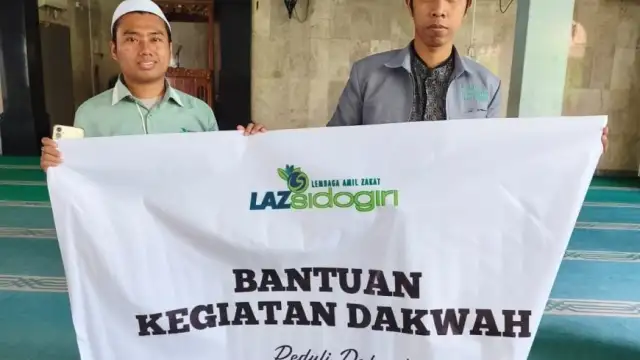 PERKUAT KADERISASI DAI, LAZ SIDOGIRI SALURKAN BANTUAN DAKWAH DI DENPASAR