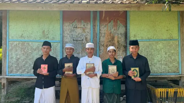 sedekah-makanan-untuk-santri-tahfizh-yatim-dhuafa